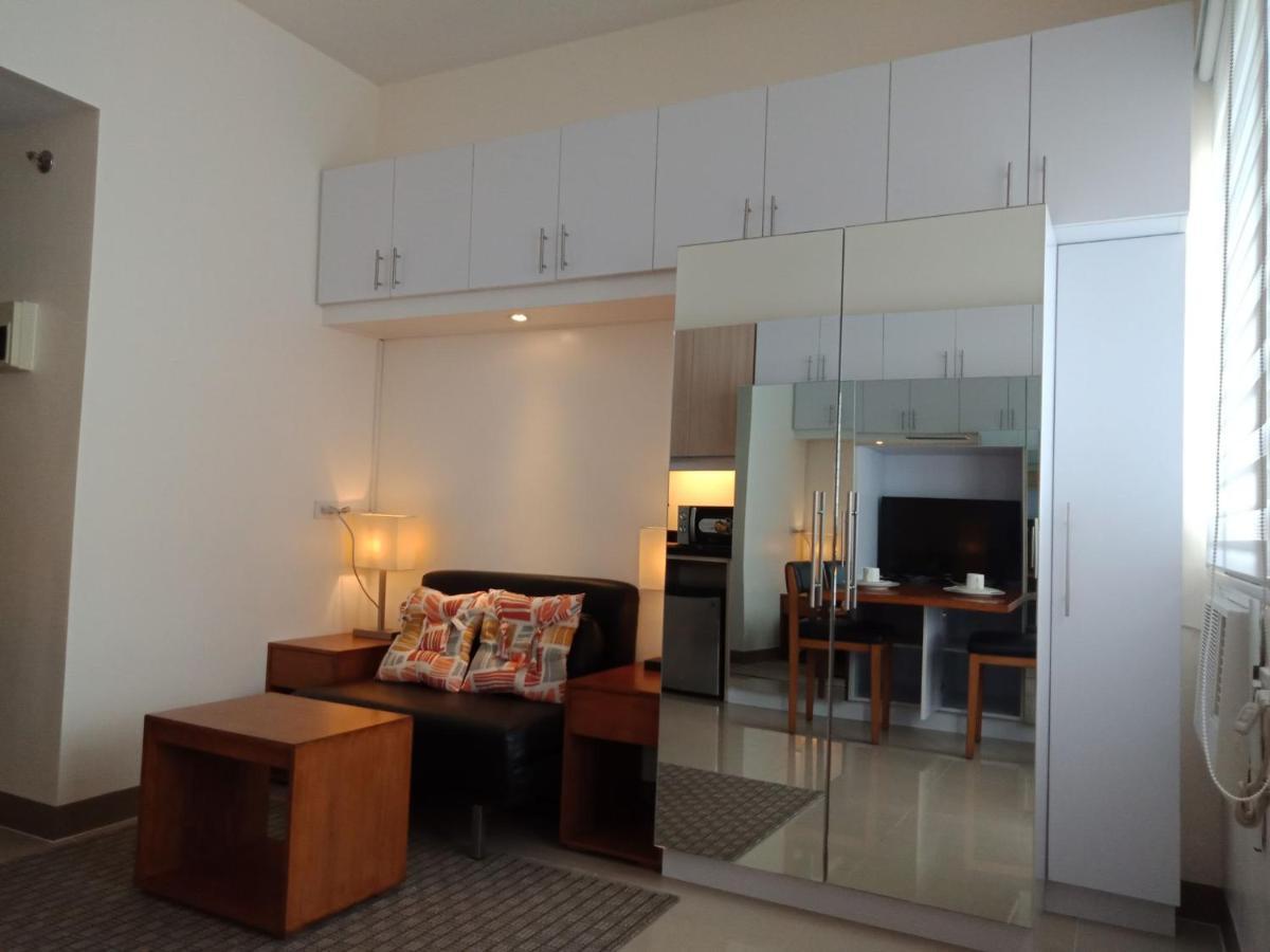 Ferienwohnung Mabolo Garden Flat A7 Near Ayala Mall Cebu Stadt Exterior foto