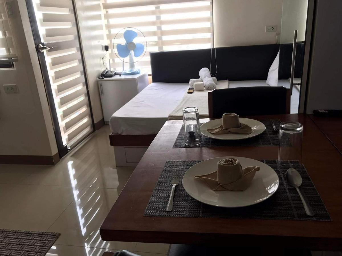 Ferienwohnung Mabolo Garden Flat A7 Near Ayala Mall Cebu Stadt Exterior foto