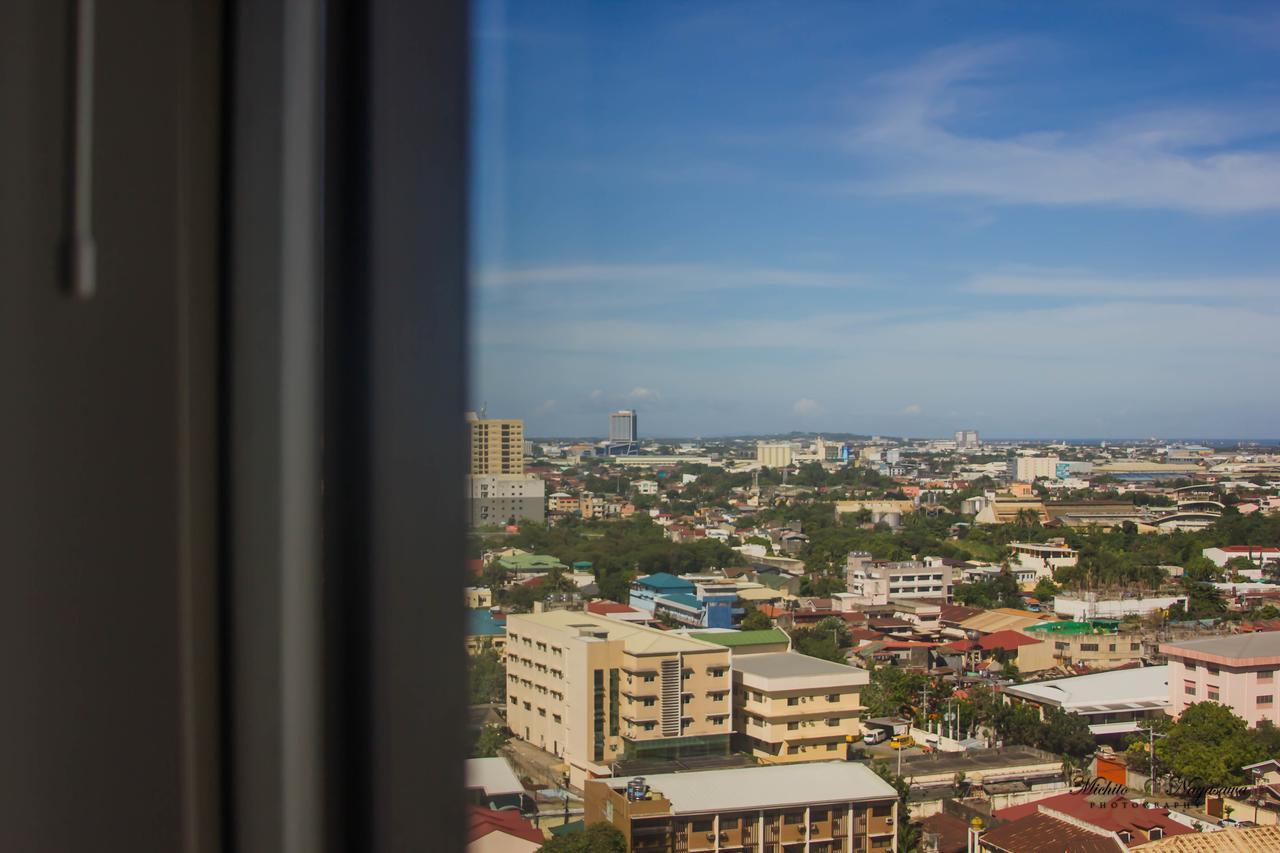 Ferienwohnung Mabolo Garden Flat A7 Near Ayala Mall Cebu Stadt Exterior foto